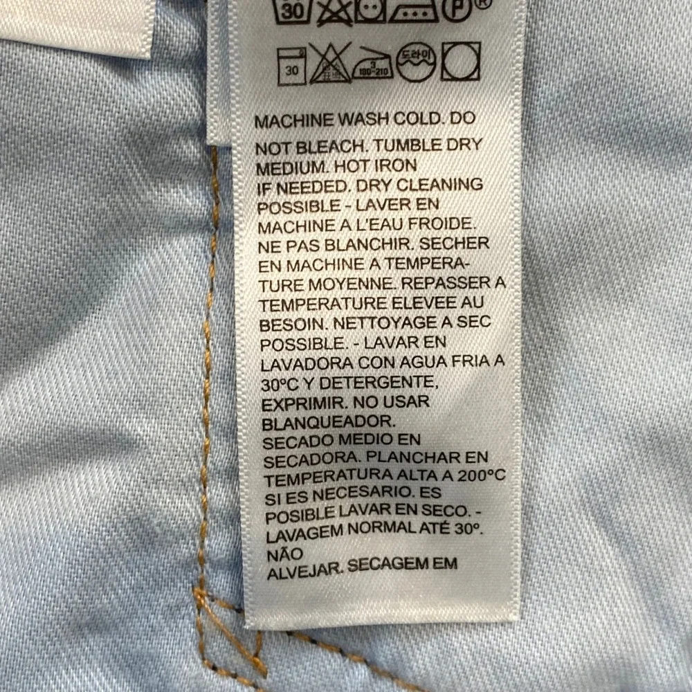 Levis levis 505